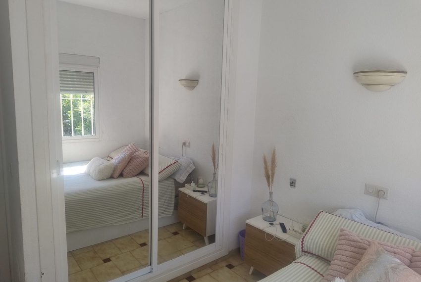 R5159545-Villa-For-Sale-Calahonda-Semi-Detached-4-Beds-100-Built-13