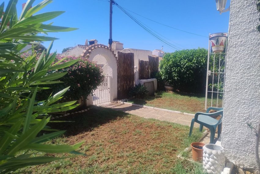 R5159545-Villa-For-Sale-Calahonda-Semi-Detached-4-Beds-100-Built-2