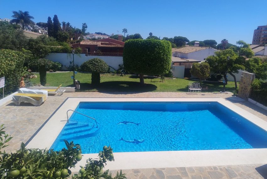 R5159545-Villa-For-Sale-Calahonda-Semi-Detached-4-Beds-100-Built-4