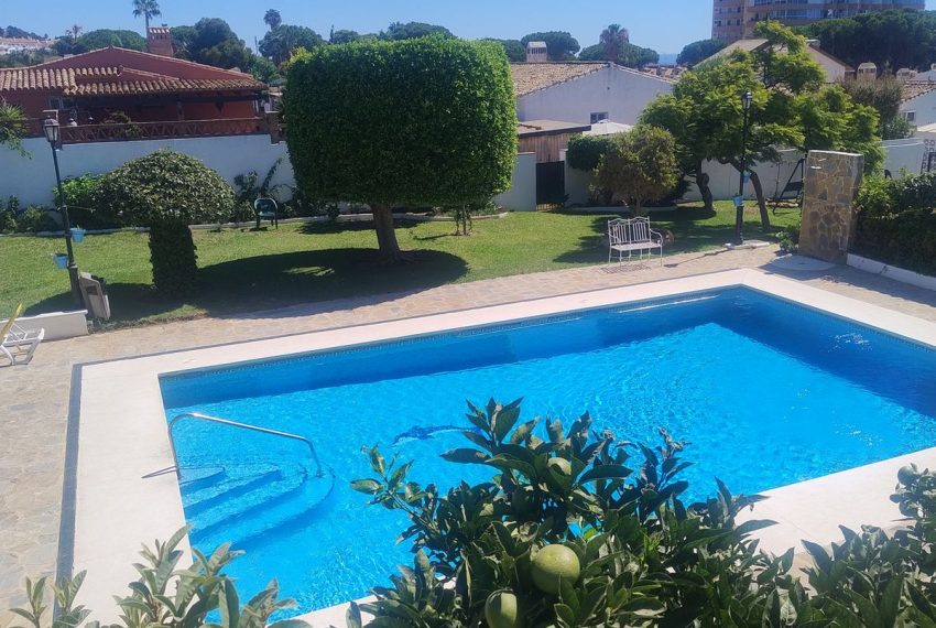 R5159545-Villa-For-Sale-Calahonda-Semi-Detached-4-Beds-100-Built-5