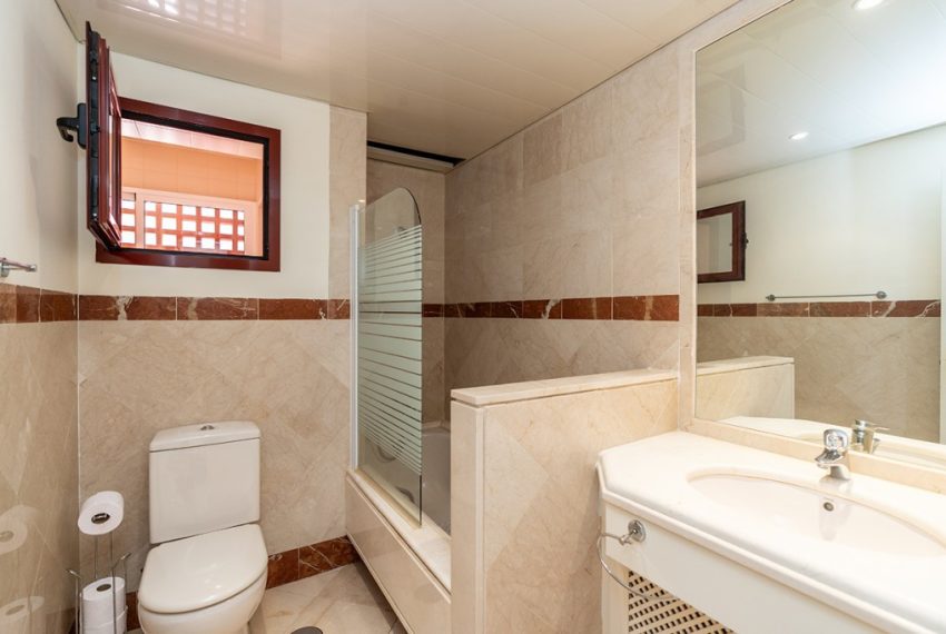 R5159731-Apartment-For-Sale-Marbella-Penthouse-3-Beds-143-Built-11