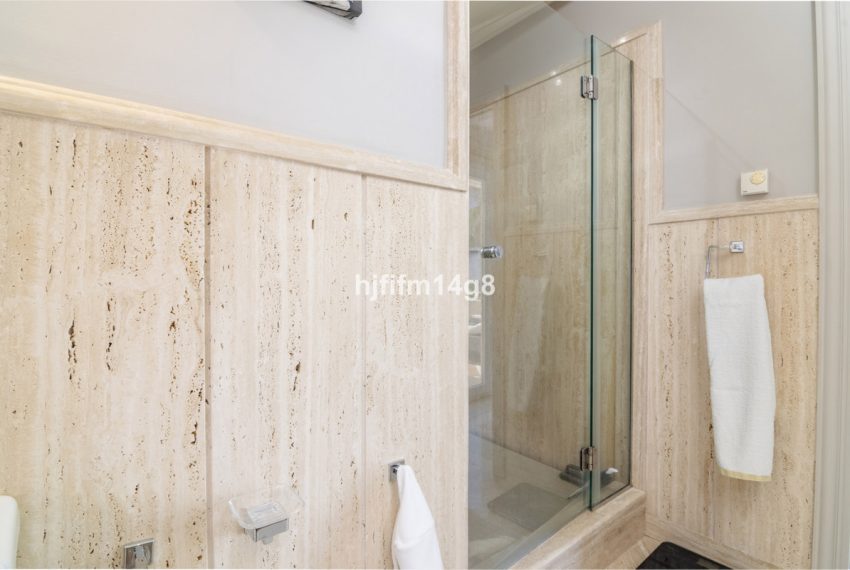 R5159743-Apartment-For-Sale-Nueva-Andalucia-Penthouse-Duplex-3-Beds-201-Built-15