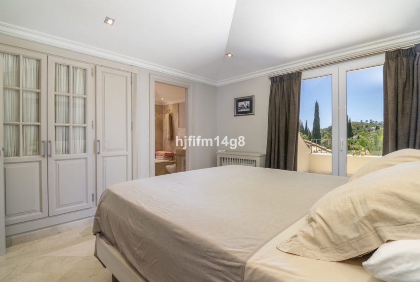 R5159743-Apartment-For-Sale-Nueva-Andalucia-Penthouse-Duplex-3-Beds-201-Built-18
