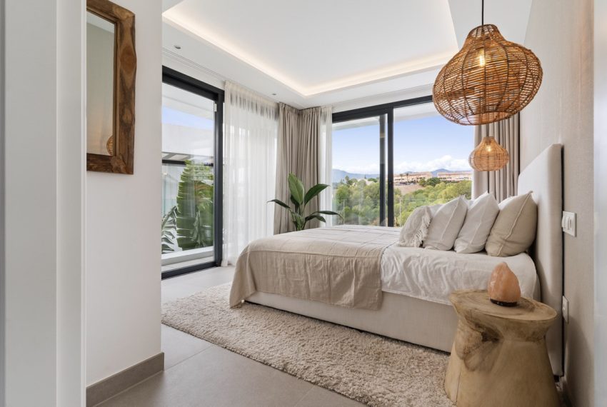 R5159770-Villa-For-Sale-Estepona-Detached-6-Beds-352-Built-16