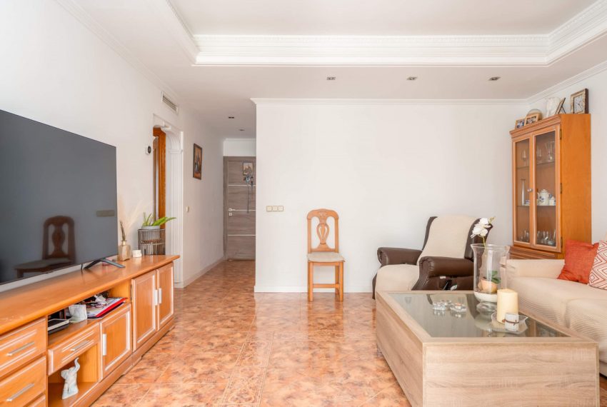 R5159809-Apartment-For-Sale-Nueva-Andalucia-Ground-Floor-3-Beds-93-Built-1