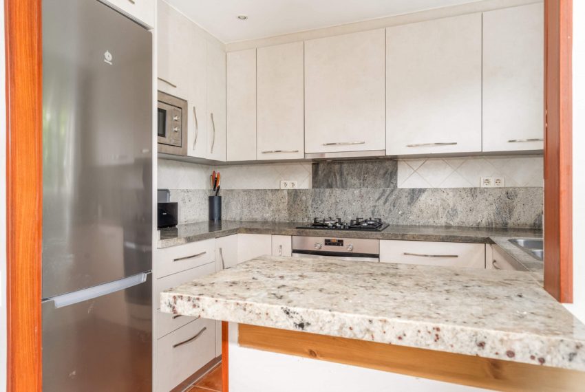 R5159809-Apartment-For-Sale-Nueva-Andalucia-Ground-Floor-3-Beds-93-Built-3