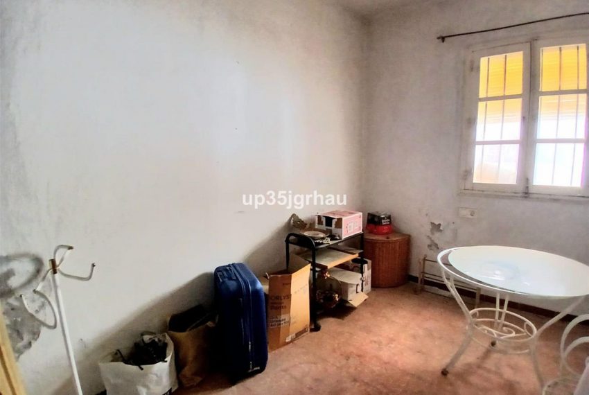 R5160196-Villa-For-Sale-Estepona-Detached-5-Beds-344-Built-15