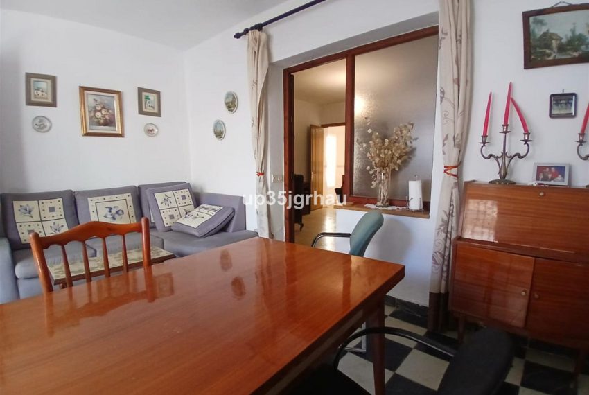R5160196-Villa-For-Sale-Estepona-Detached-5-Beds-344-Built-9