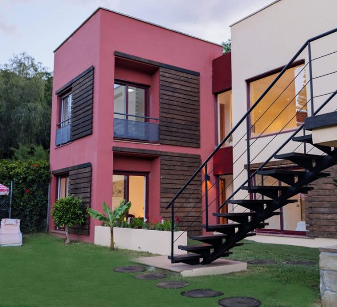 R5160289-Image 1-Detached - 4 Beds - 285 Built