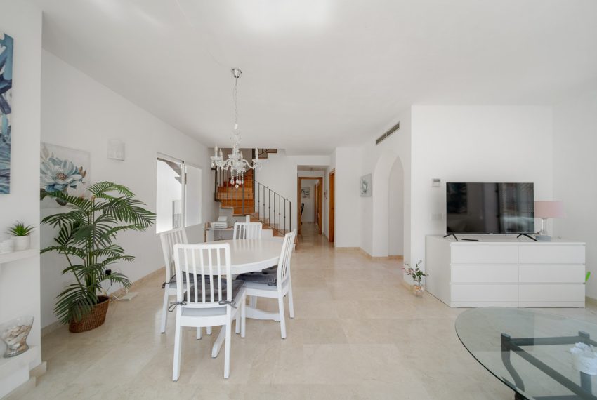 R5160301-Apartment-For-Sale-Nueva-Andalucia-Penthouse-Duplex-3-Beds-216-Built-5