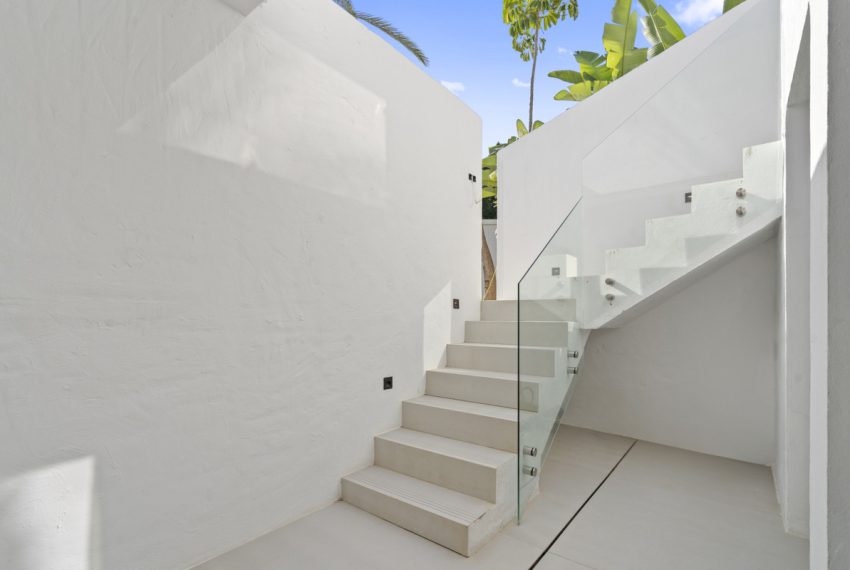 R5160850-Villa-For-Sale-El-Paraiso-Terraced-4-Beds-246-Built-14