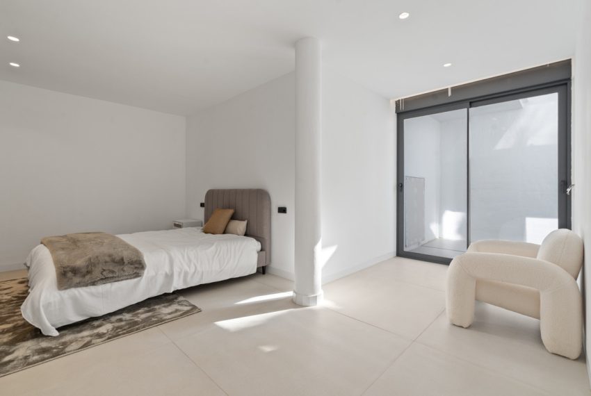 R5160850-Villa-For-Sale-El-Paraiso-Terraced-4-Beds-246-Built-5