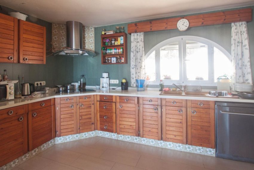 R5160958-Villa-For-Sale-Estepona-Detached-4-Beds-340-Built-9