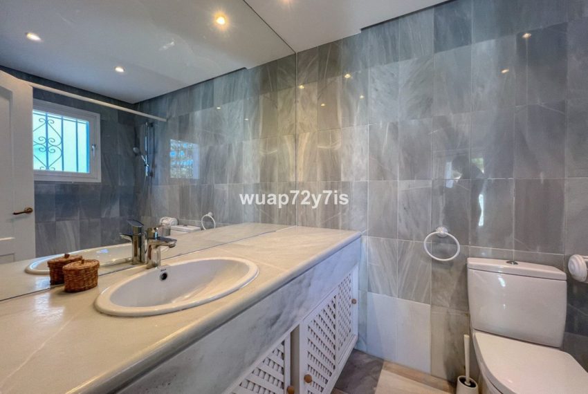 R5161258-Townhouse-For-Sale-Sierra-Blanca-Semi-Detached-4-Beds-245-Built-13