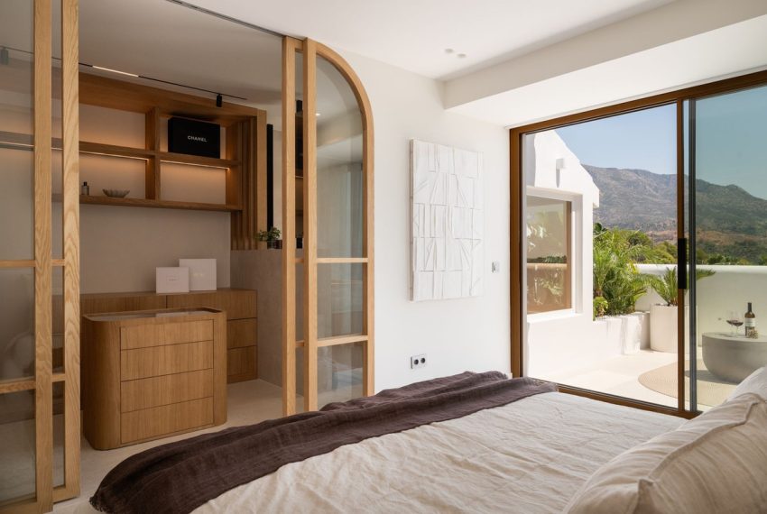 R5161279-Townhouse-For-Sale-Nueva-Andalucia-Terraced-4-Beds-160-Built-15