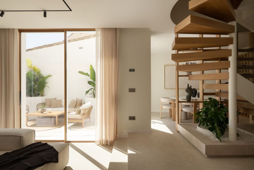 R5161279-Townhouse-For-Sale-Nueva-Andalucia-Terraced-4-Beds-160-Built-3