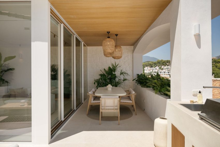 R5161279-Townhouse-For-Sale-Nueva-Andalucia-Terraced-4-Beds-160-Built-8