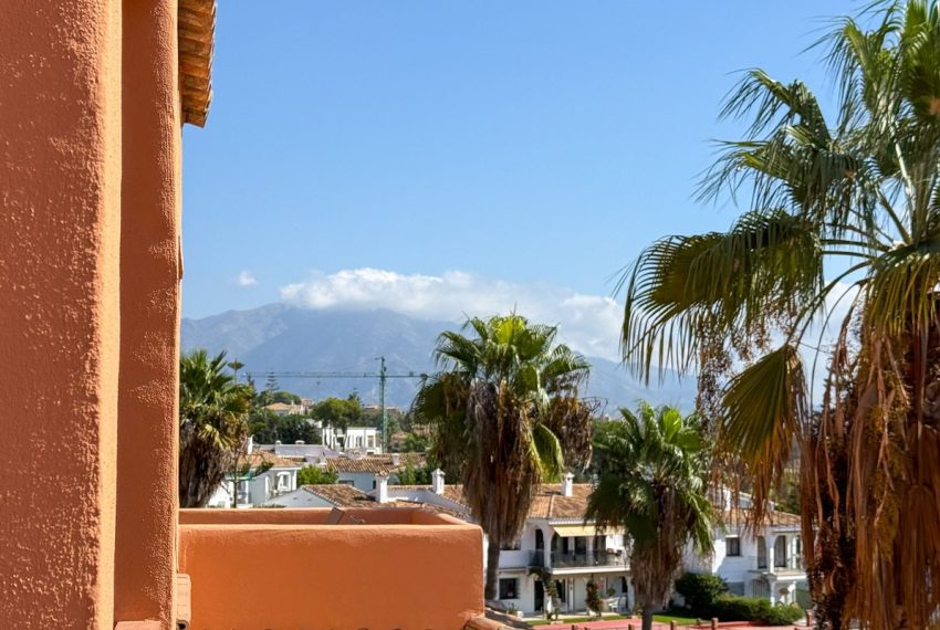 R5161393-Apartment-For-Sale-El-Paraiso-Penthouse-1-Beds-60-Built-11