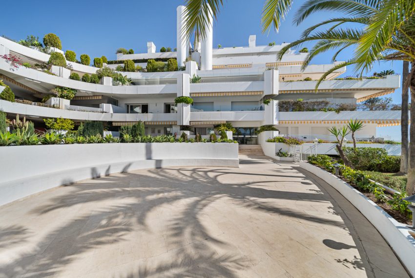R5161483-Apartment-For-Sale-The-Golden-Mile-Middle-Floor-3-Beds-110-Built-11
