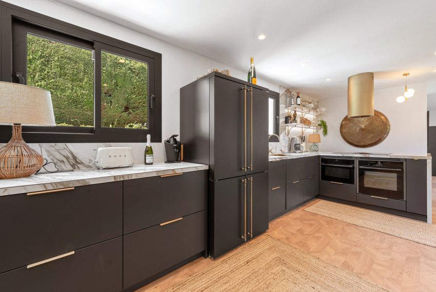 R5161495-Villa-For-Sale-Nueva-Andalucia-Detached-4-Beds-280-Built-10