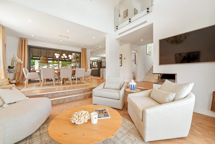 R5161495-Villa-For-Sale-Nueva-Andalucia-Detached-4-Beds-280-Built-16