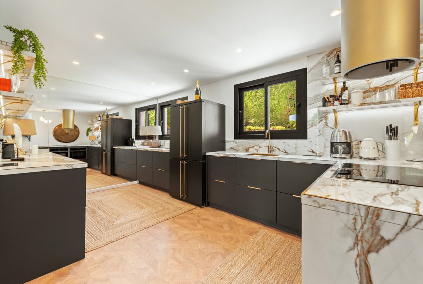 R5161495-Villa-For-Sale-Nueva-Andalucia-Detached-4-Beds-280-Built-17