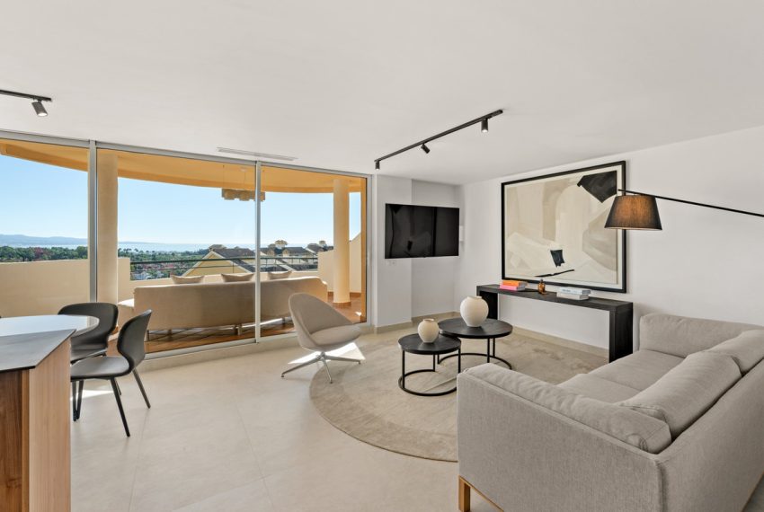 R5161573-Apartment-For-Sale-Nueva-Andalucia-Duplex-3-Beds-171-Built-1