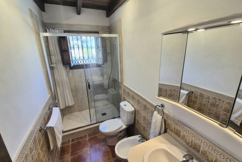 R5162245-Villa-For-Sale-Coin-Detached-2-Beds-115-Built-17