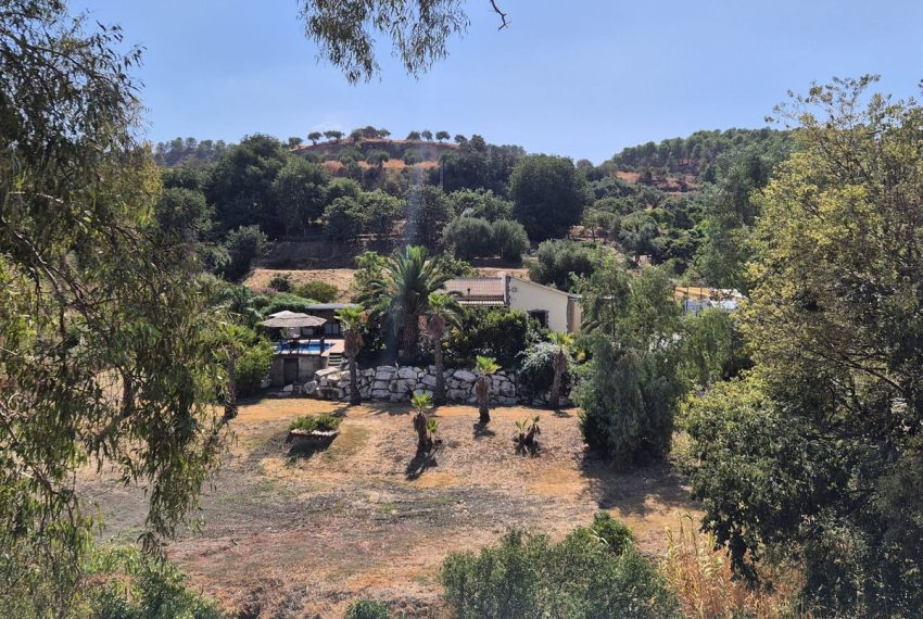 R5162245-Villa-For-Sale-Coin-Detached-2-Beds-115-Built-2