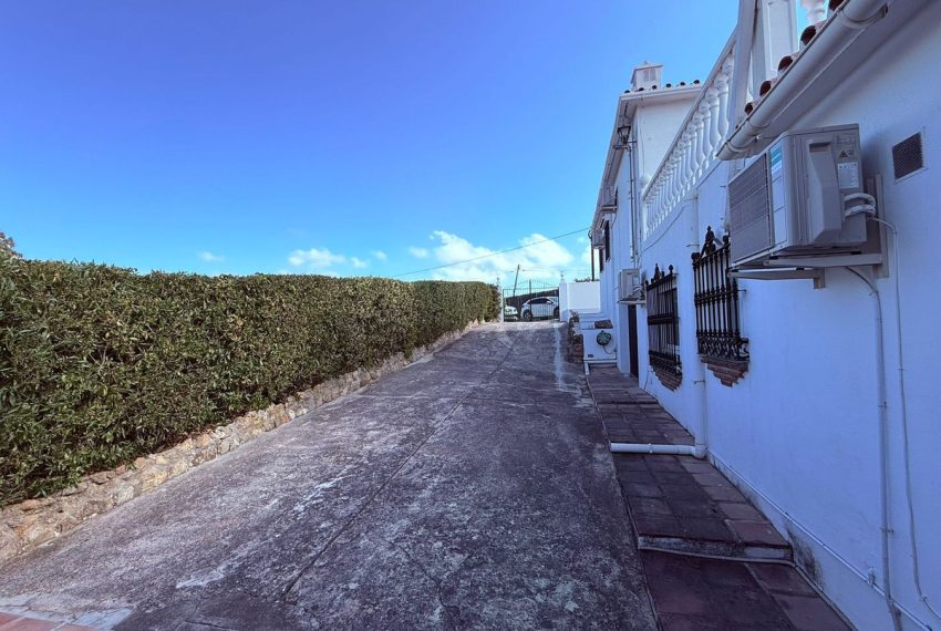R5162377-Villa-For-Sale-Coin-Detached-7-Beds-327-Built-10