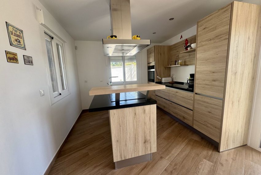 R5162527-Villa-For-Sale-Estepona-Detached-4-Beds-258-Built-15