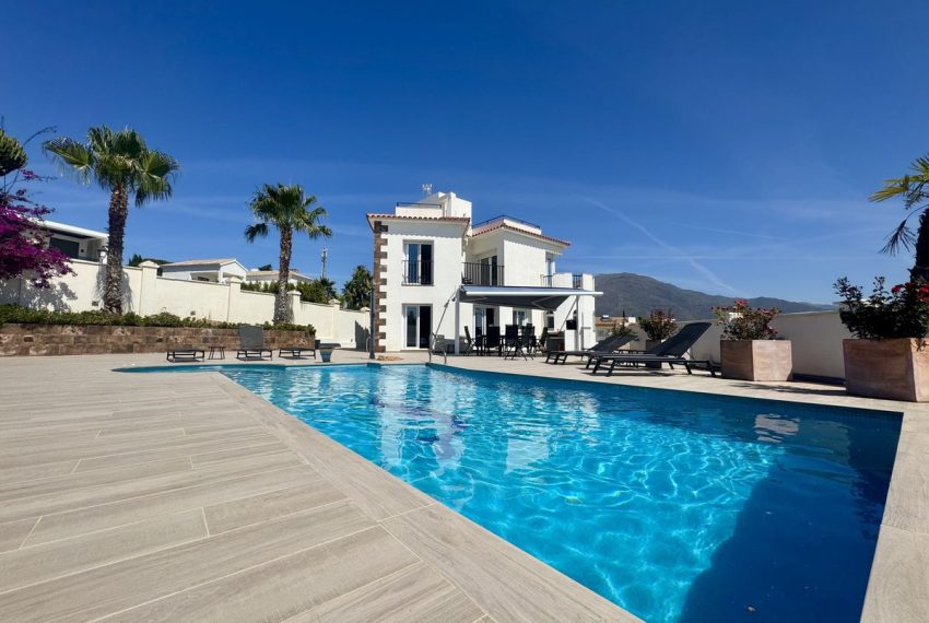 R5162527-Villa-For-Sale-Estepona-Detached-4-Beds-258-Built-3