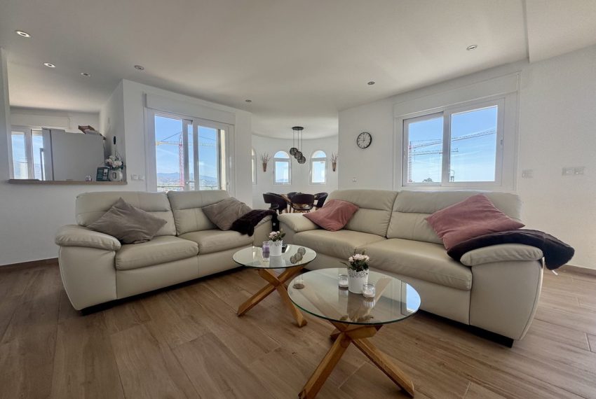 R5162527-Villa-For-Sale-Estepona-Detached-4-Beds-258-Built-8