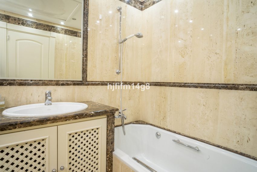 R5162677-Apartment-For-Sale-Puerto-Banus-Ground-Floor-2-Beds-262-Built-17