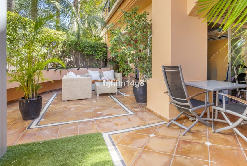 R5162677-Apartment-For-Sale-Puerto-Banus-Ground-Floor-2-Beds-262-Built-2