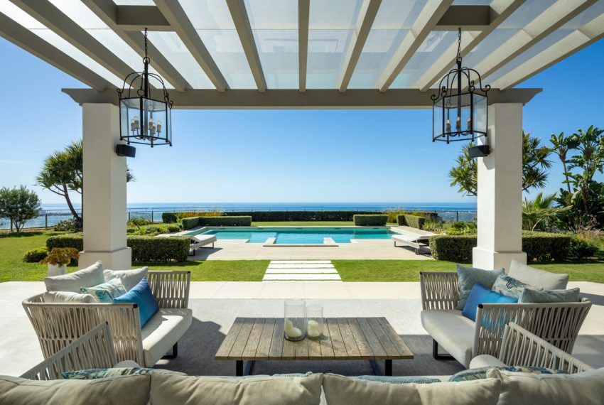 R5162692-Villa-For-Sale-Monte-Halcones-Detached-7-Beds-615-Built-1