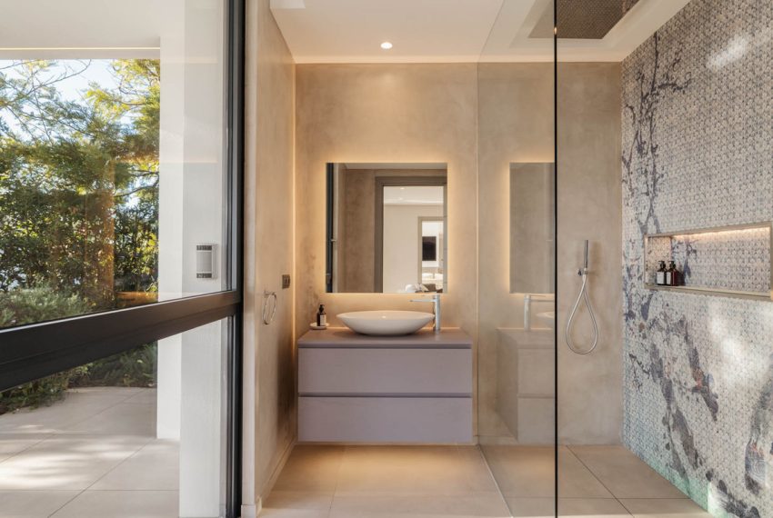 R5162818-Villa-For-Sale-Benahavis-Detached-5-Beds-651-Built-11