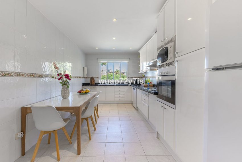 R5163778-Apartment-For-Sale-Estepona-Penthouse-2-Beds-133-Built-16