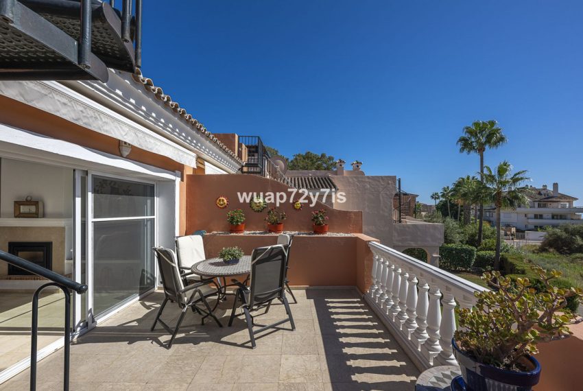 R5163778-Apartment-For-Sale-Estepona-Penthouse-2-Beds-133-Built-2