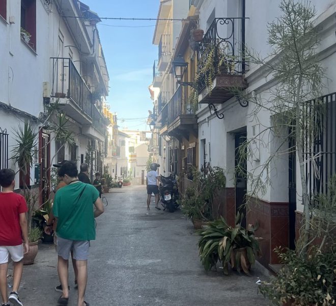 R5164036-Image 1-Terraced - 6 Beds - 221 Built