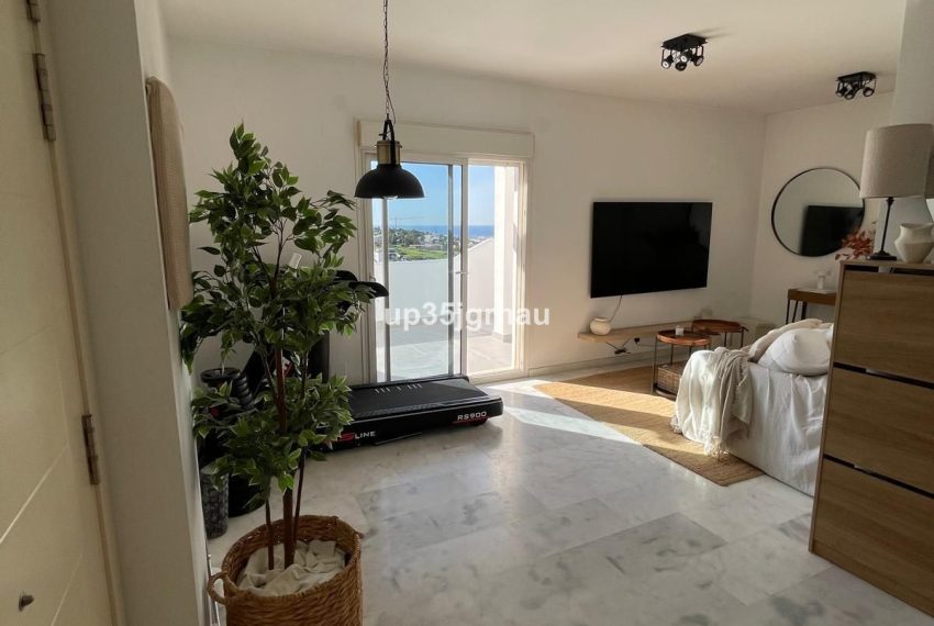 R5164174-Apartment-For-Sale-Estepona-Penthouse-1-Beds-70-Built-1
