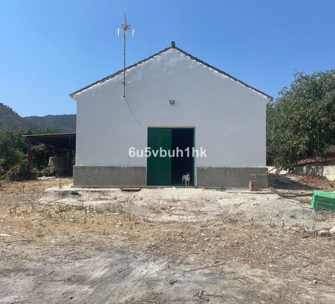R5164480-Image 1-Finca - 2 Beds - 166 Built
