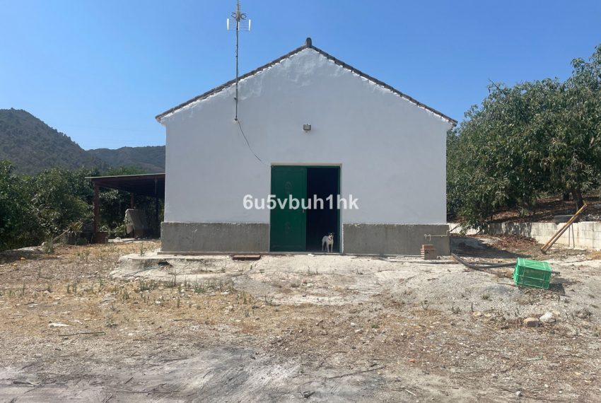 R5164480-Villa-For-Sale-Coin-Finca-2-Beds-166-Built