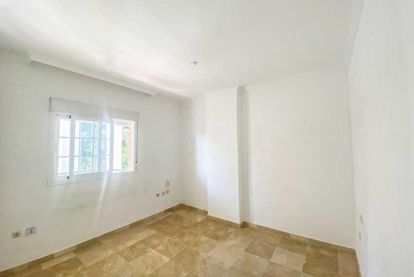 R5164501-Apartment-For-Sale-Nueva-Andalucia-Middle-Floor-2-Beds-110-Built-11