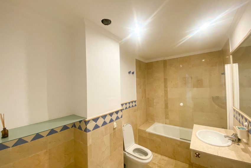 R5164501-Apartment-For-Sale-Nueva-Andalucia-Middle-Floor-2-Beds-110-Built-12