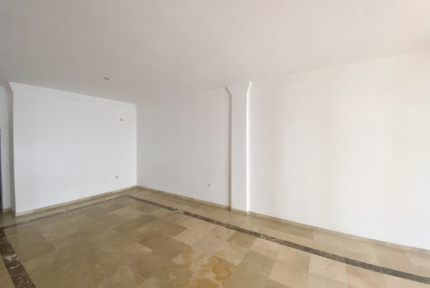 R5164501-Apartment-For-Sale-Nueva-Andalucia-Middle-Floor-2-Beds-110-Built-3