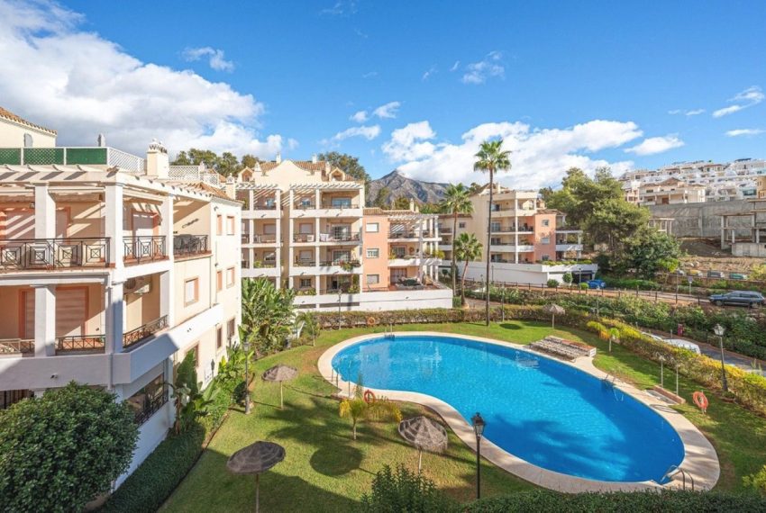 R5164759-Apartment-For-Sale-Las-Brisas-Middle-Floor-2-Beds-115-Built