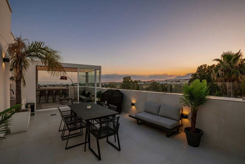 R5164885-Apartment-For-Sale-Nueva-Andalucia-Penthouse-3-Beds-120-Built-2