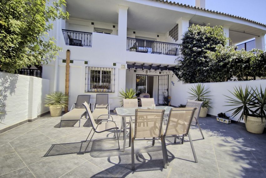 R5164900-Townhouse-For-Sale-Nueva-Andalucia-Terraced-6-Beds-200-Built-10