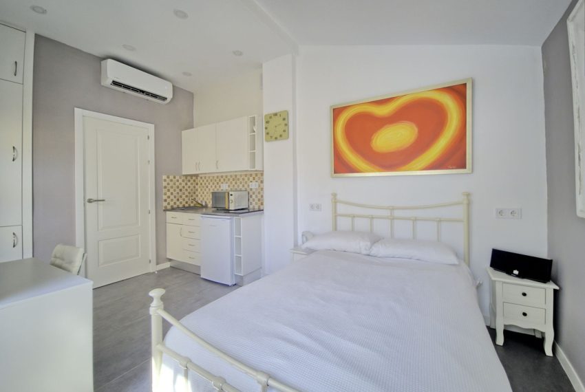 R5164900-Townhouse-For-Sale-Nueva-Andalucia-Terraced-6-Beds-200-Built-15